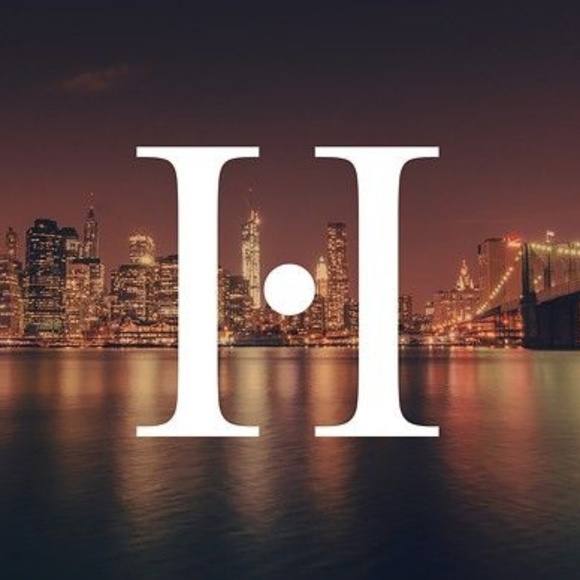 Meet your Posher, Heidi - Picture 3 of 4